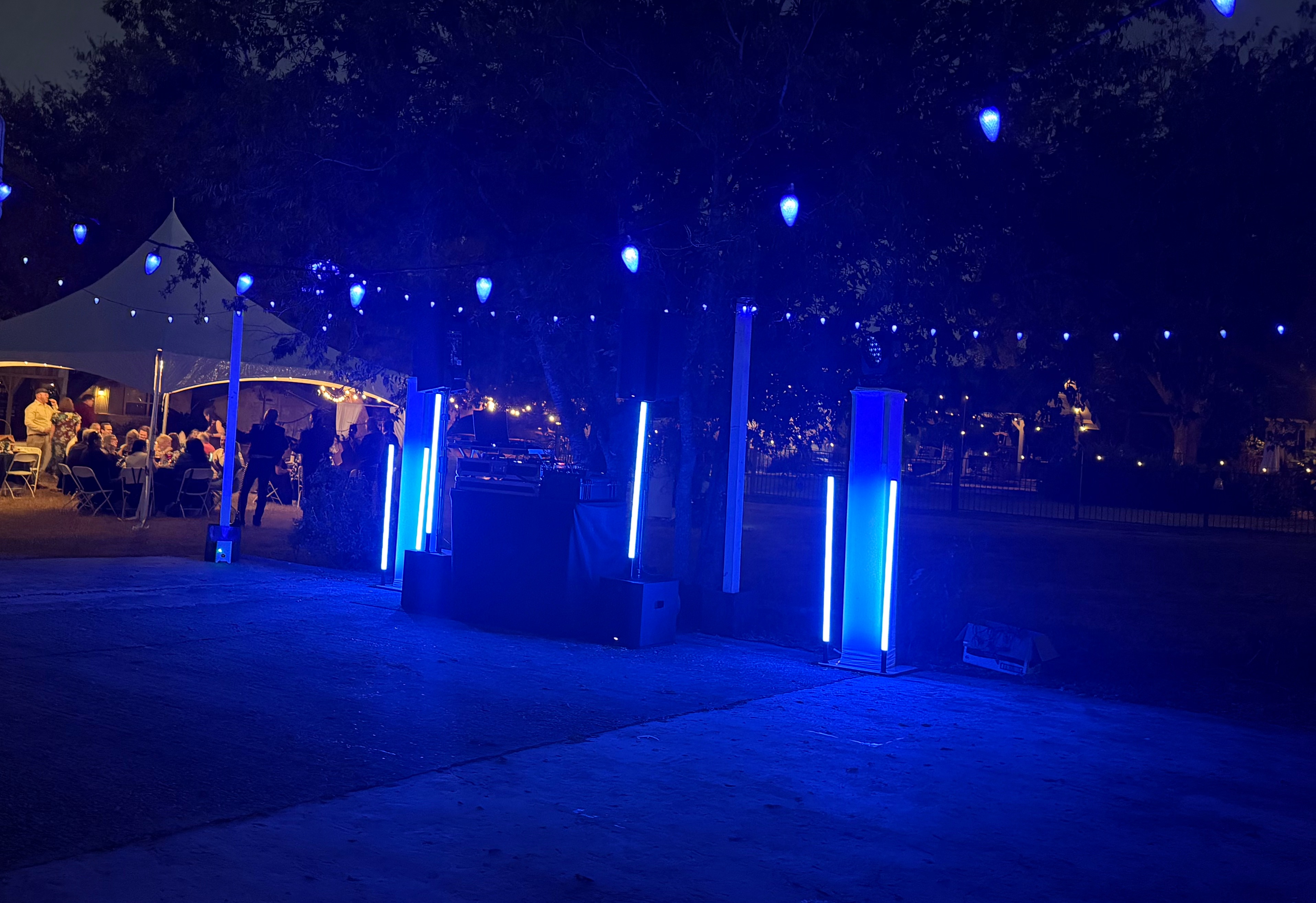 DJ reviews, Music Audio Video Lighting, MC services, Entertainment, Venues, Texas, bulverde, boerne, AIRBNB, Breakfast and bed, San Antonio, near me. inside